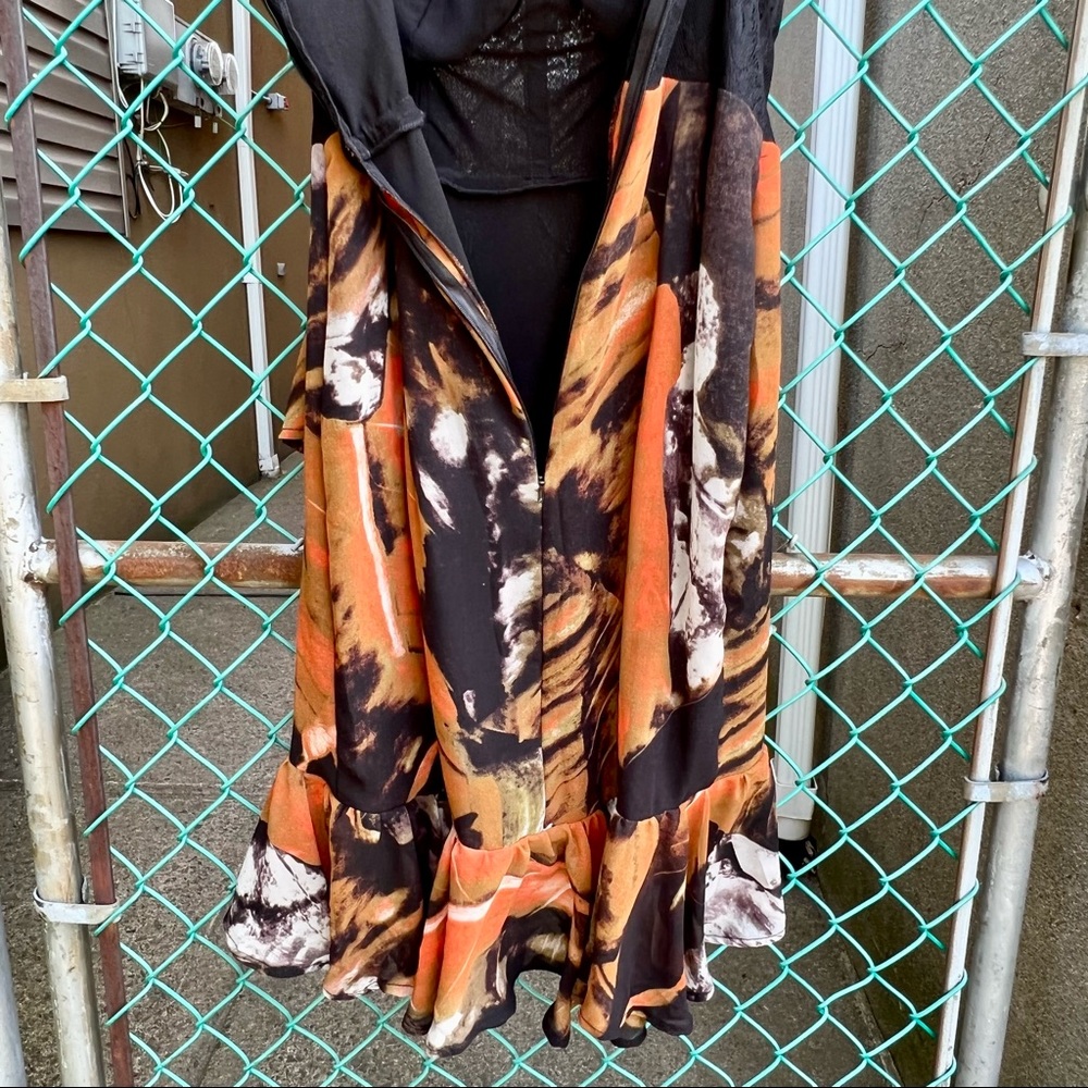Custom dress - Picture 9 of 16